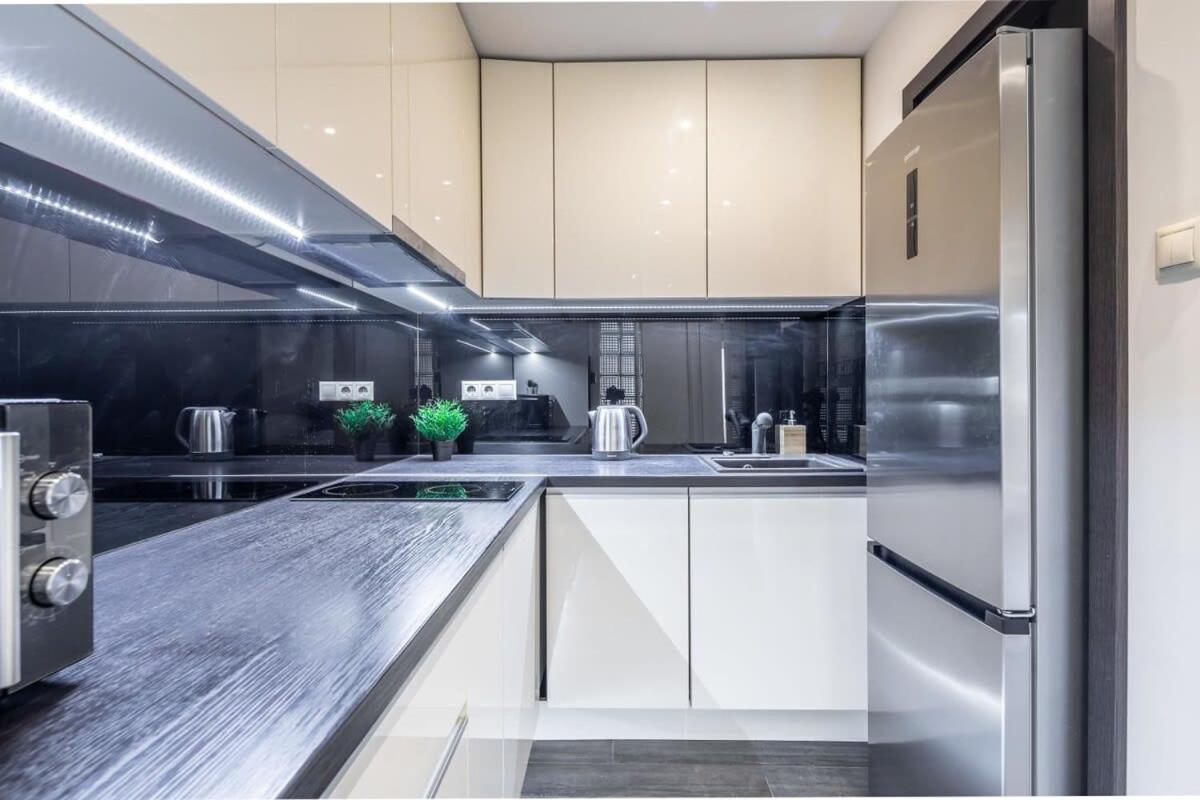 Cozy Quiet Apartment With A Balcony بودابست المظهر الخارجي الصورة