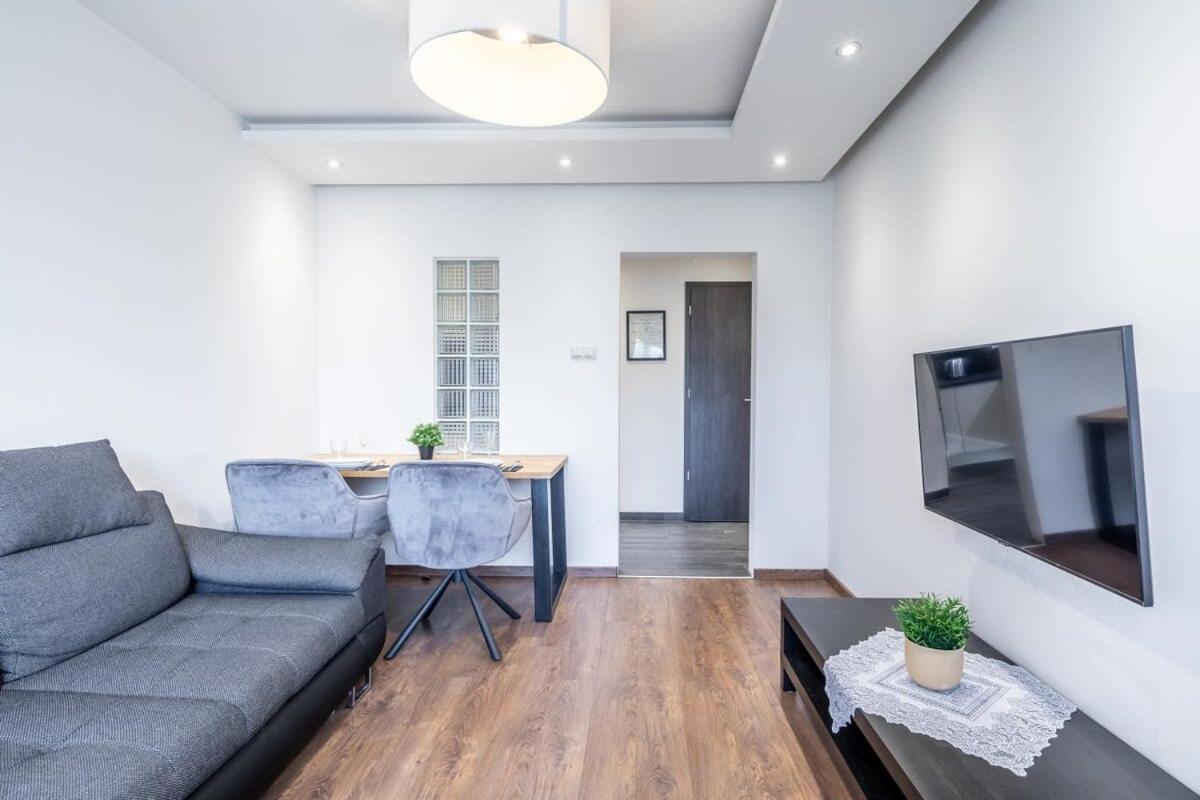 Cozy Quiet Apartment With A Balcony بودابست المظهر الخارجي الصورة