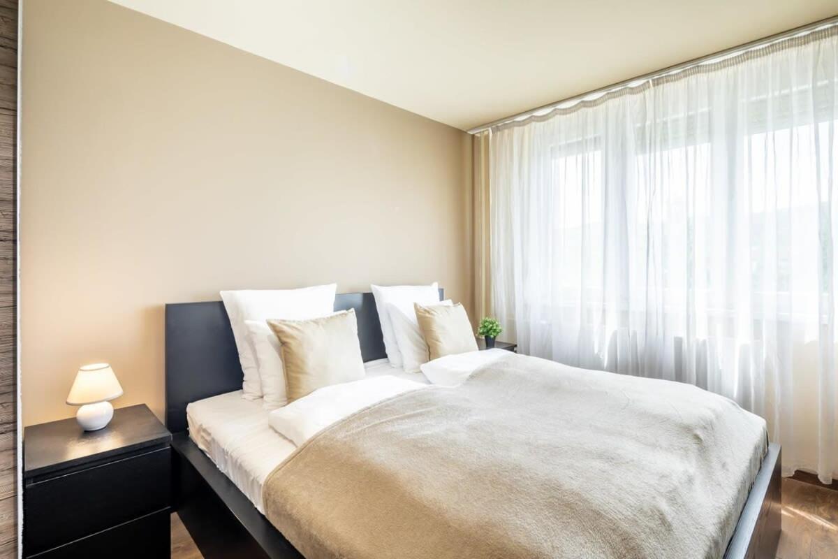 Cozy Quiet Apartment With A Balcony بودابست المظهر الخارجي الصورة