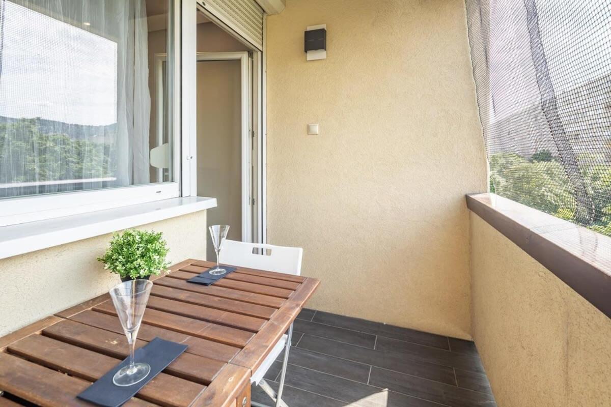 Cozy Quiet Apartment With A Balcony بودابست المظهر الخارجي الصورة